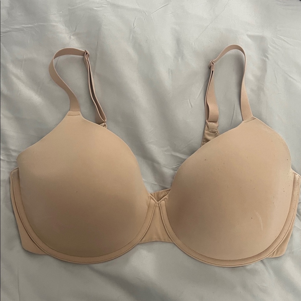 Used Skims T-shirt bra full coverage 38D nude tan color